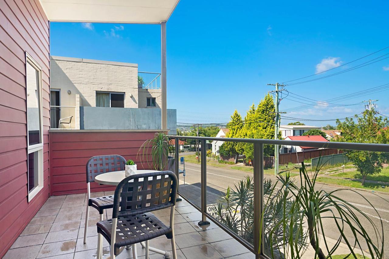 Newcastle Short Stay Accommodation - Birmingham Garden Townhouses Exterior photo